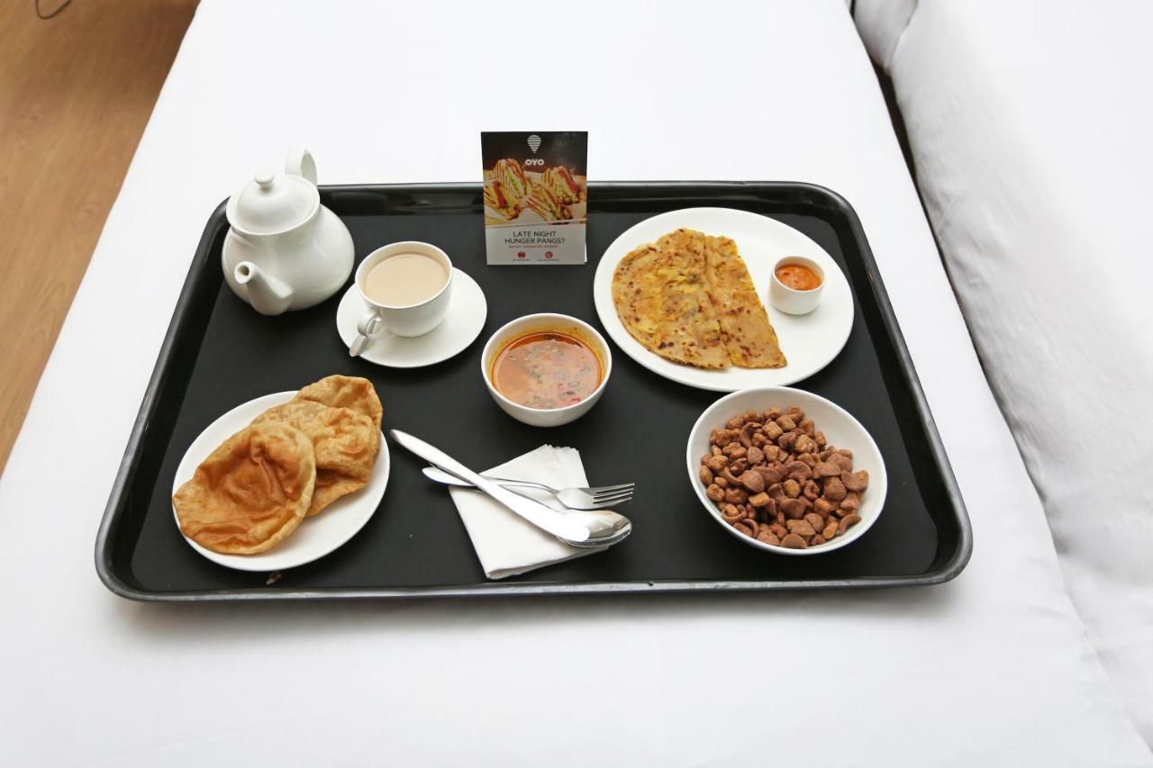 Oyo 24672 Bharat Guest House Delhi  Eksteriør billede